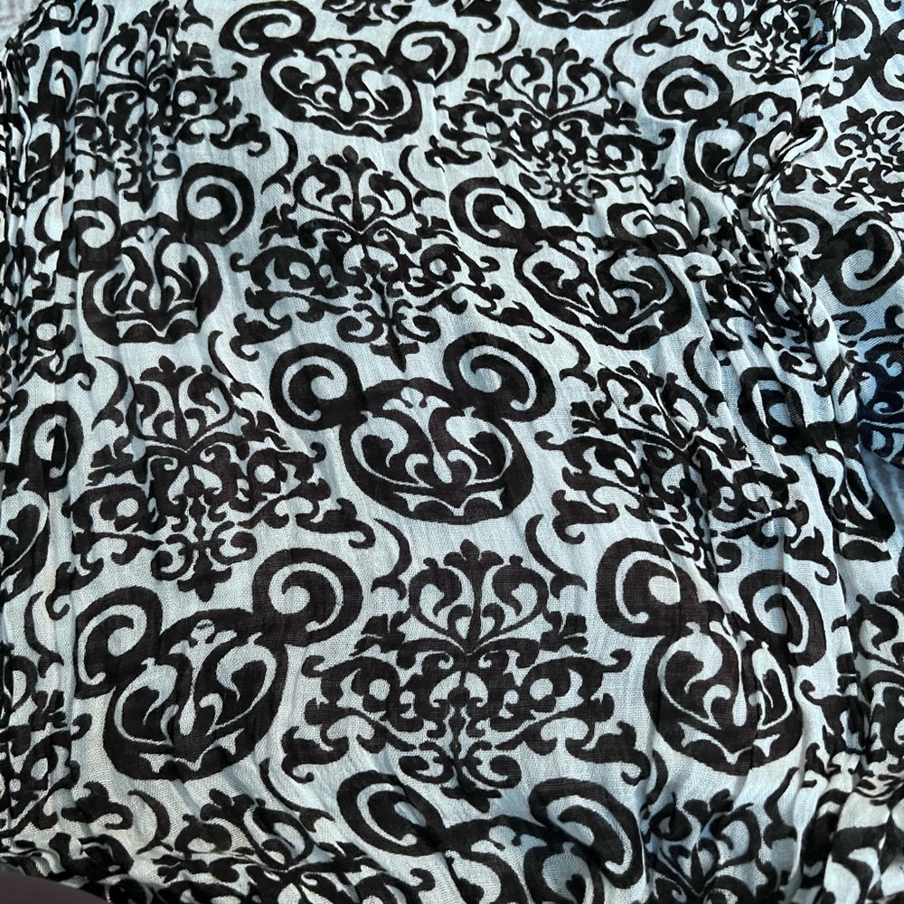 Disney Parks Hidden Mickey Icons Filigree Sheer Scarf - Picture 5 of 5